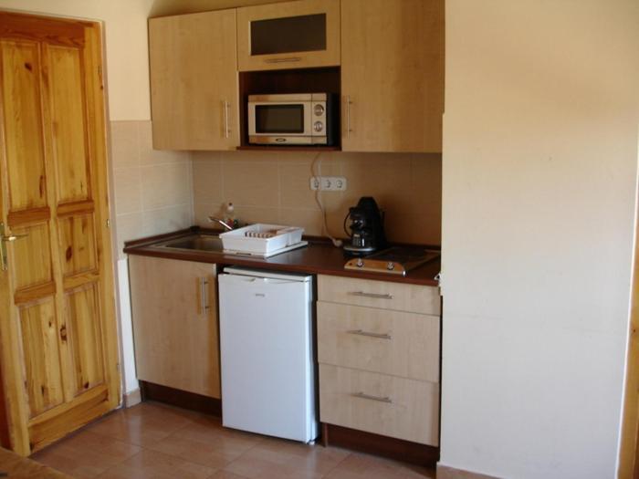 Mediterran Apartman Es Vendeghaz Hajdúszoboszló 外观 照片